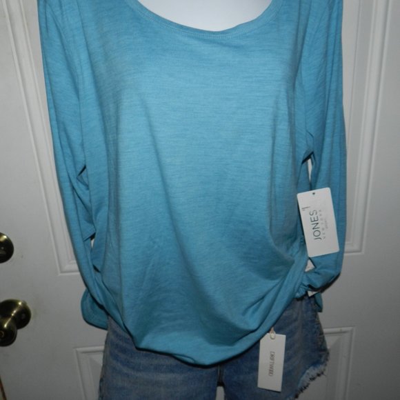 Jones New York thumbhole long sleeved wicked light weight sweater Baby Blue NWT - Picture 2 of 11